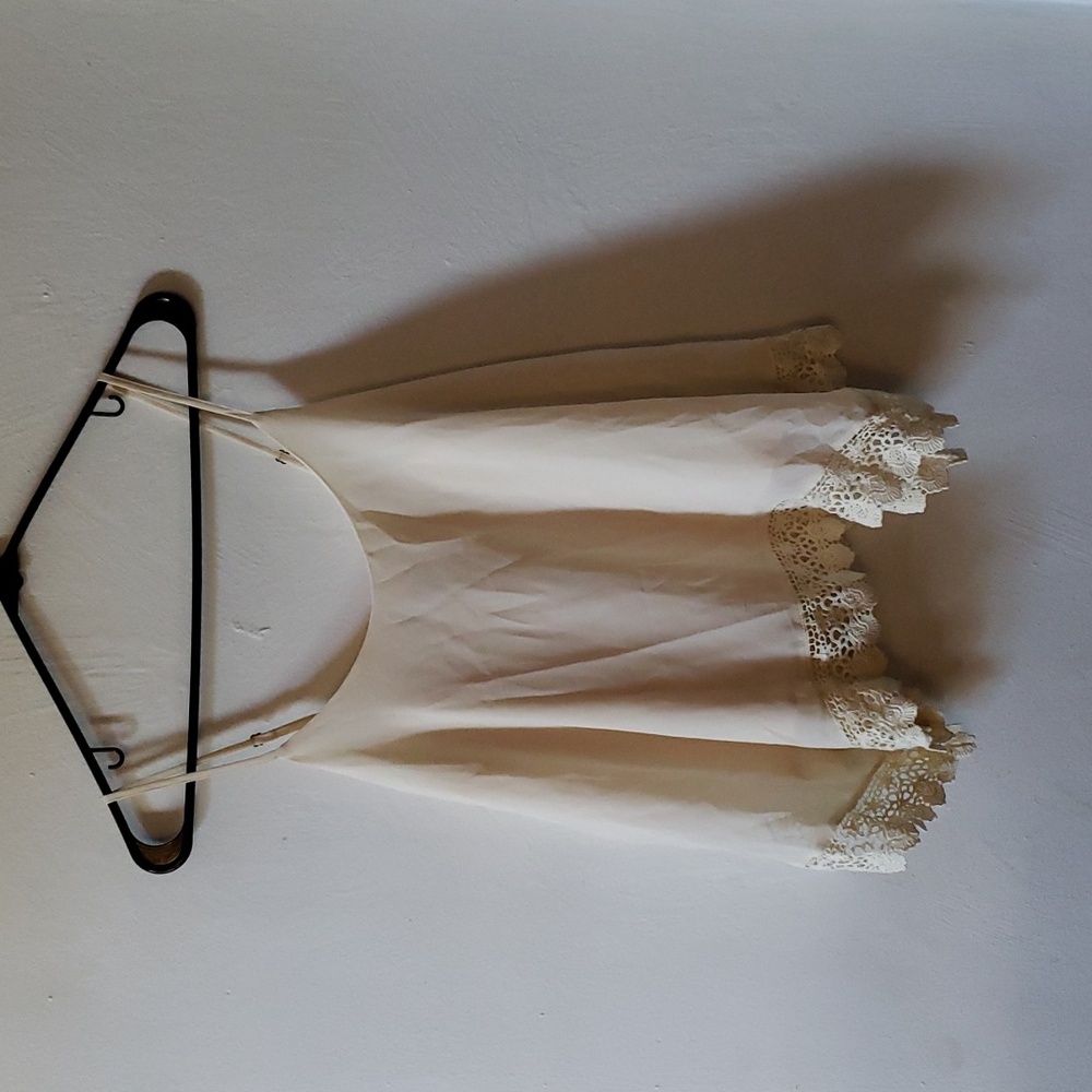Forever 21 | Cream Lace Assymetrical Tank Top | S | NWOT